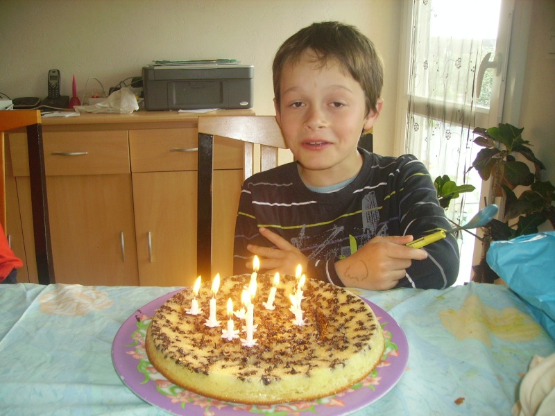 http://i35.servimg.com/u/f35/13/35/68/41/annive10.jpg